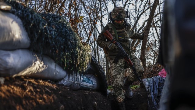 Депутатите решават окончателно какви оръжия да изпратим на Украйна Преди