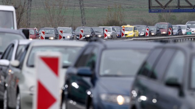 От 9 до 16 часа движението в тунел Траянови врата