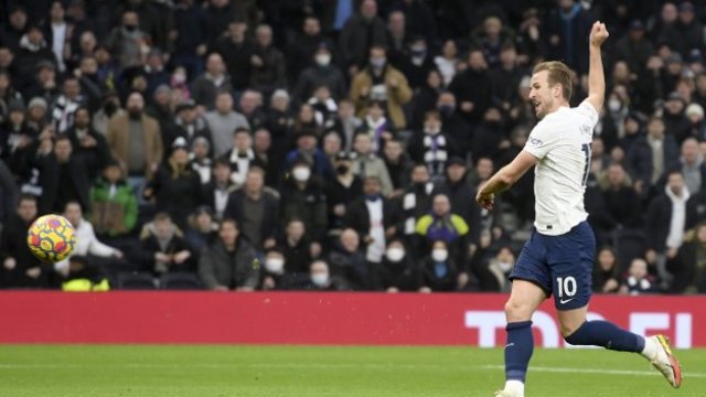 Отборът на Тотнъм победи Уотфорд с 1 0 в мач от