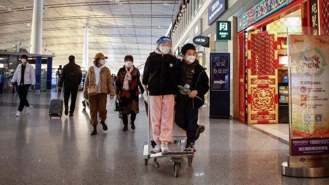 Пекин се възмути от изискванията за тестване за Ковид 19 наложени