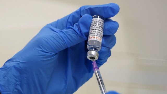 На тематична дискусия за достъпа до ваксини срещу Ковид 19 на