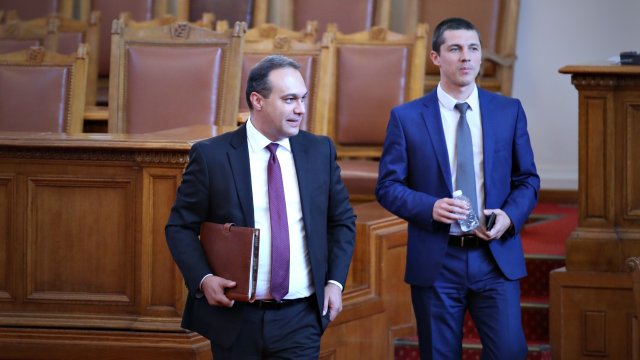 Офертата за вторите осем самолета F 16 Block 70 е малко