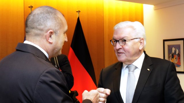 Президентът на България Румен Радев и президентът на Германия Франк Валтер