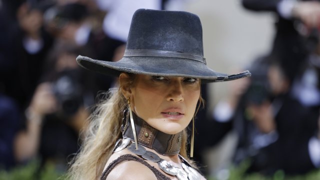 Певецът Марк Антъни ще се ожени за четвърти път Новата