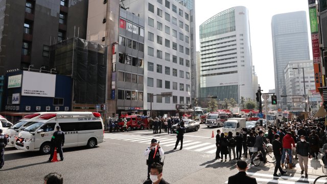27 души загинаха при пожар в японския град Осака Огънят