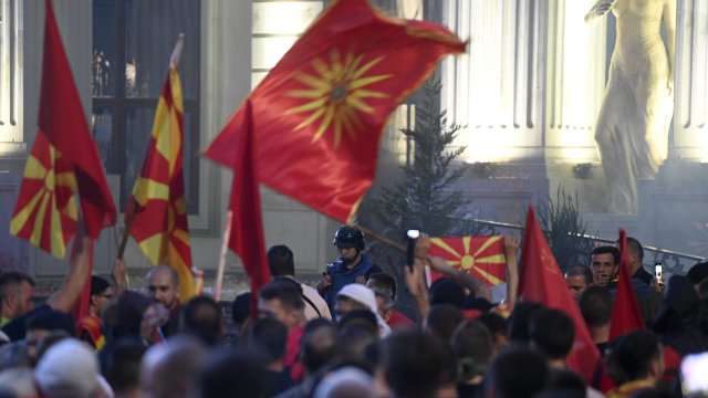 Българският посланик в РС Македония Ангел Ангелов ще остани извън