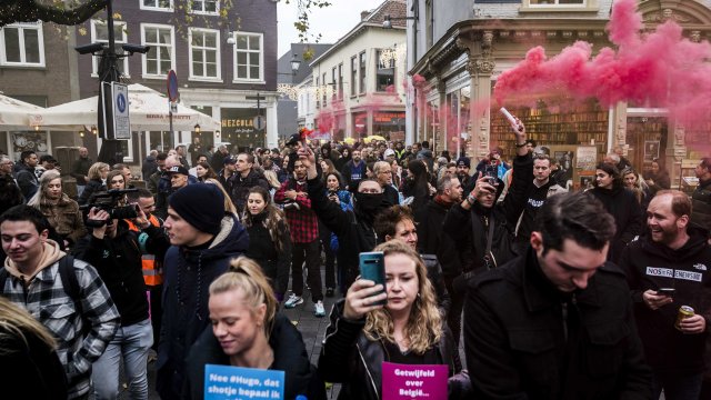 Най малко 21 души бяха арестувани в Нидерландия съобщи полицията