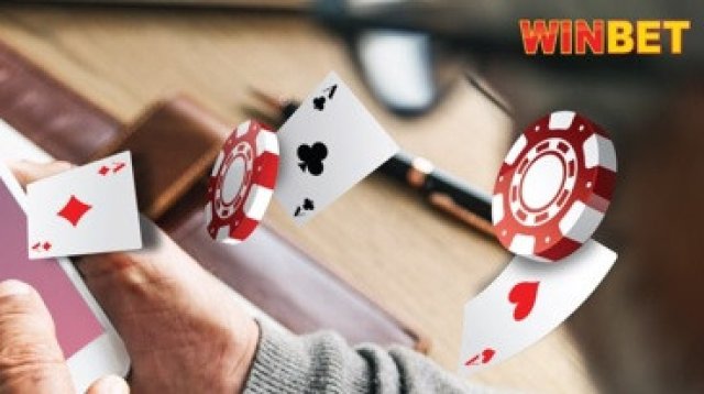 Уинбет е букмейкър който редовно посреща своите потребители а и