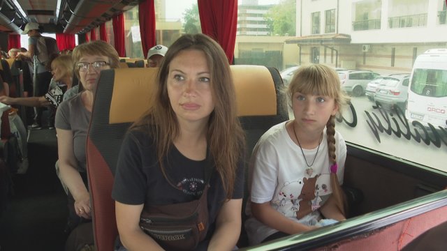 Повече 6100 души се включиха в последната анкета на сайта