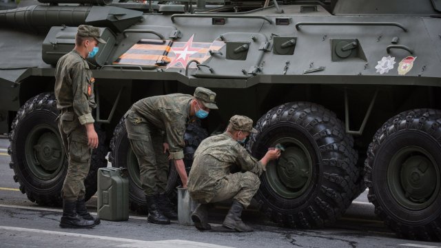 Според беларуски медии и съобщения в Telegram много ранени руски