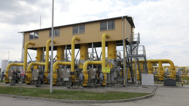 Физическите газови потоци по тръбопровода "Ямал-Европа", доставящ газ от Русия