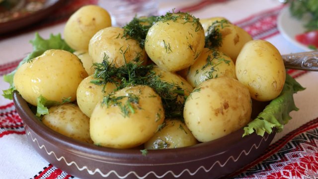 Повишената функция на щитовидната жлеза е проблем който провокира секреция