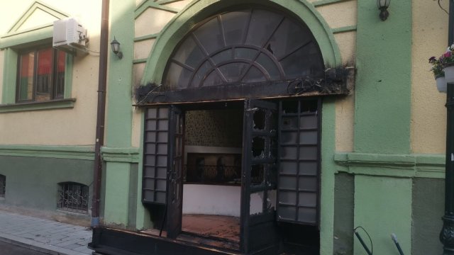 Рано тази сутрин бе подпален Културният център Иван Михайлов в