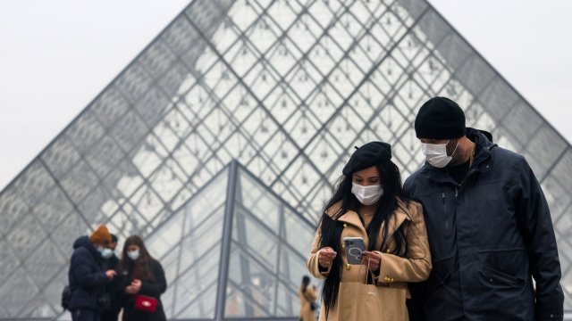 Премиерът на Франция Жан Кастекс обяви днес че от 14