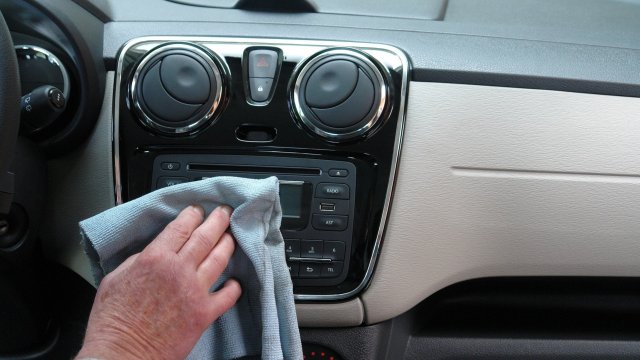 Немалко потребители решават да си купят автомобил от друга държава