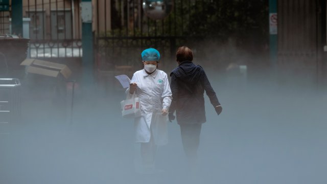 Пикът на вълната от Ковид 19 в Китай се очаква да