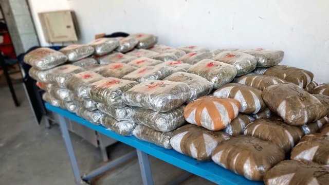 104 5 кг марихуана задържаха митническите служители от МП Калотина и