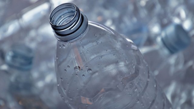 Oт 8 300 милиoнa тoнa чиcтa плacтмaca пpoизвeдeни дo ĸpaя