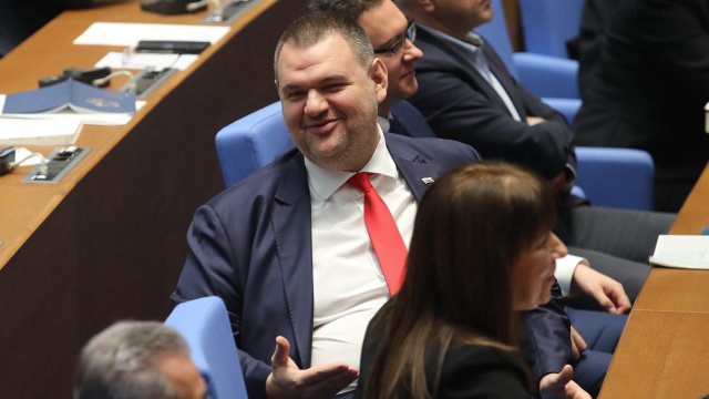 Пеевски: Христо Иванов и Кирил Петков искаха да пенсионират Борисов