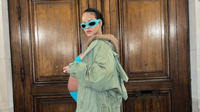 Риана все още не е родила първото си дете но