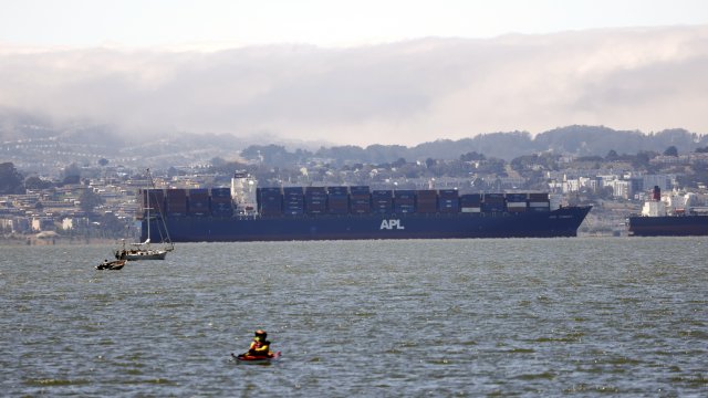 Плажовете в района на Лос Анджелис бяха затворени този уикенд