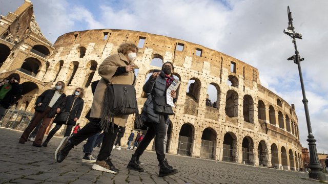 Италия отчете рекордните 170 844 нови случая на коронавирус във вторник Смъртните