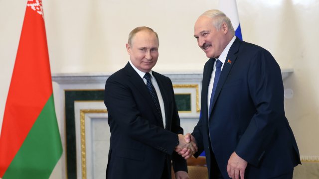 Беларуският президент Александър Лукашенко обвини Полша в опит да погълне