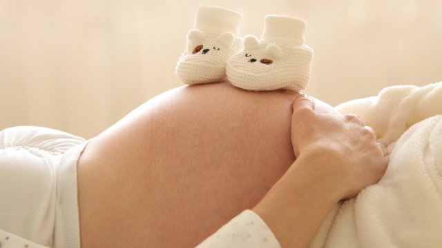 Много бебета родени от ваксинирани с РНК препарат срещу Ковид 19