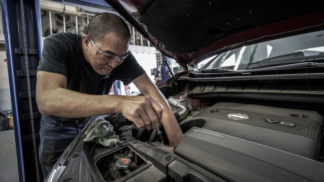 През зимата често имаме проблеми с автомобила дори ако водачът е