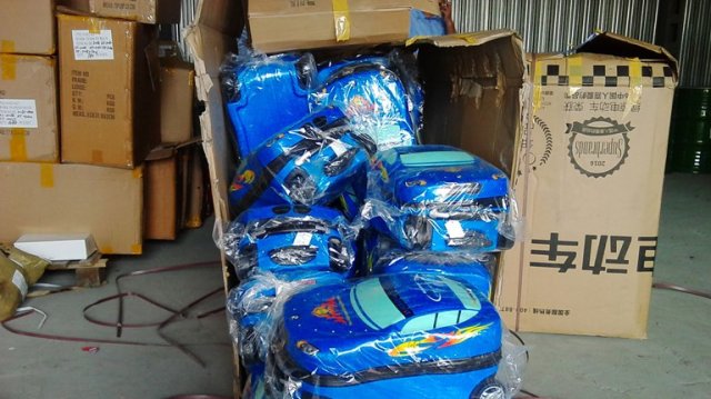 Европейският парламент подчертава че въпреки че Директивата относно безопасността на детските играчки ДБДИ