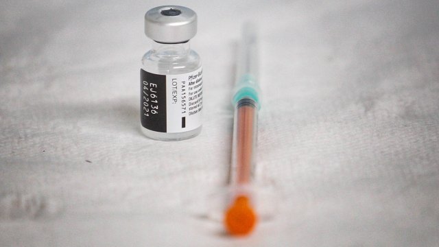 Желаещите да се ваксинират срещу Ковид 19 имат възможност да го