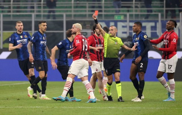 Отборът на Милан ликува в дербито на 24 тия кръг в