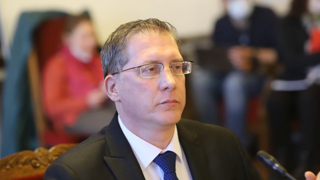 От партия Продължаваме промяната настояват главният прокурор Иван Гешев да
