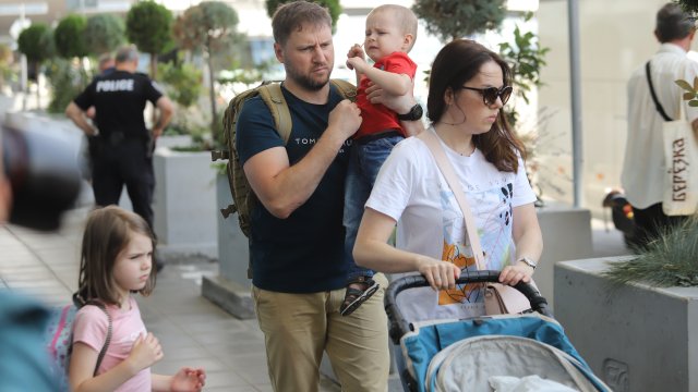 Очаква се позицията на Москва след експулсирането на руски дипломати