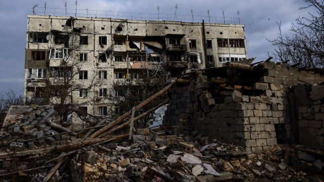 Преди да се изтеглят от Херсон руските части са унищожили ключова