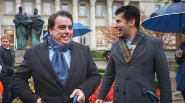 Продължават експертните преговори за постигане на коалиционно споразумение и съставянето