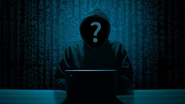 Хакери създават фалшиви профили в социалните мрежи и подмамват руските