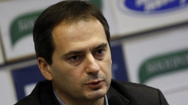 Обявеният за издирване от Русия разследващ журналист Христо Грозев получи