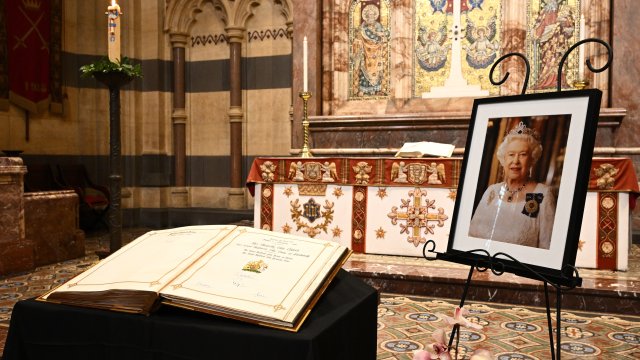 Операция Еднорог за погребението на Елизабет II вече е задействана