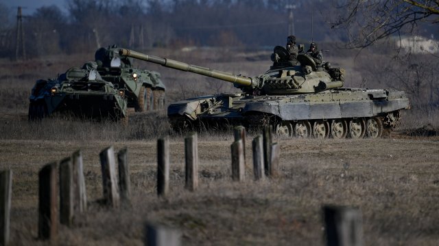 Обединеното кралство трябва да предостави британски танкове директно на Украйна