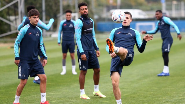 Изненадваща допинг проверка изненада Левски Жребий отреди проби да дадат