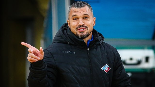 Нападателят на втородивизионния Септември София Валери Божинов говори пред