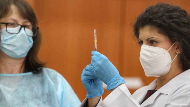 Новите случаи на коронавирус в страната през последното денонощие са