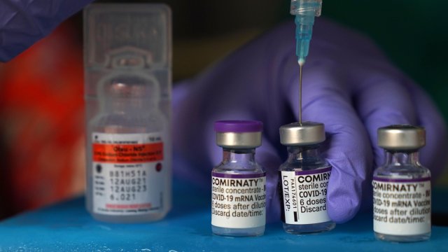 Фармацевтичната компания разработчик на ваксини против Ковид 19 Модерна започна