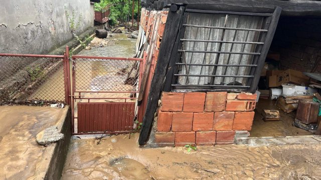 В Трявна продължава описването на щетите след пороя в неделя