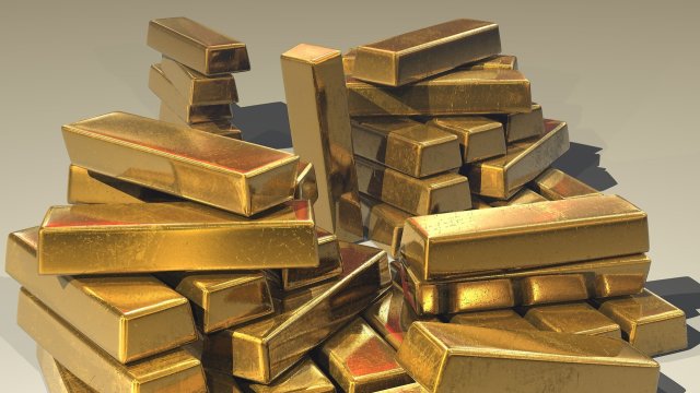 Цената на златото се отдели от 11 месечно дъно а доларът