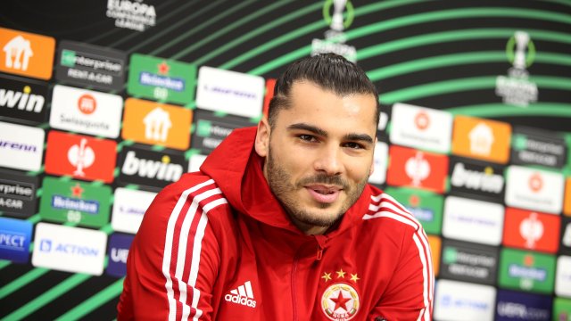 Ръководството на ЦСКА е стартирало преговори с Лех Познан за