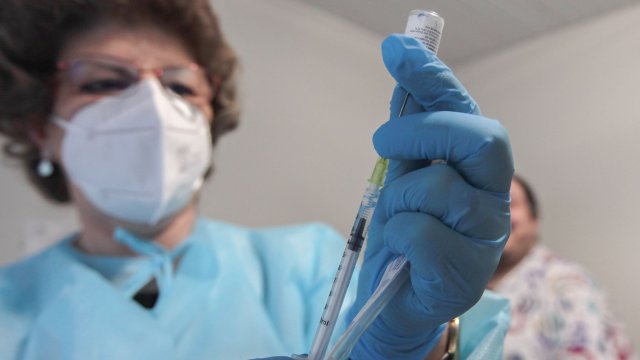 33 625 души са си поставили бустерна доза иРНК ваксина За