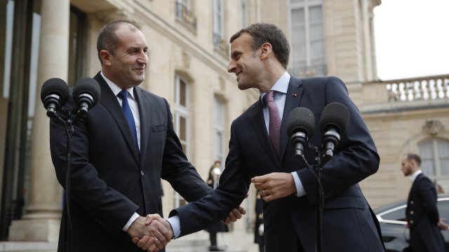 Президентът Румен Радев разговаря в Страсбург с президента на Френската
