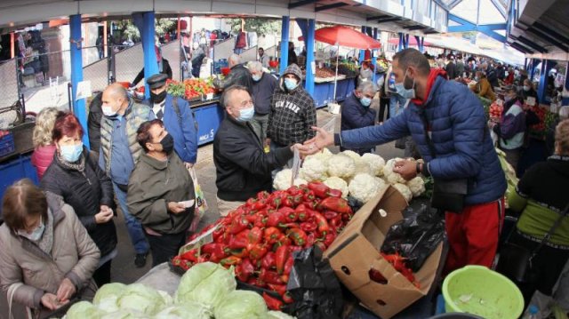 От началото на декември месец цените на храните на едро